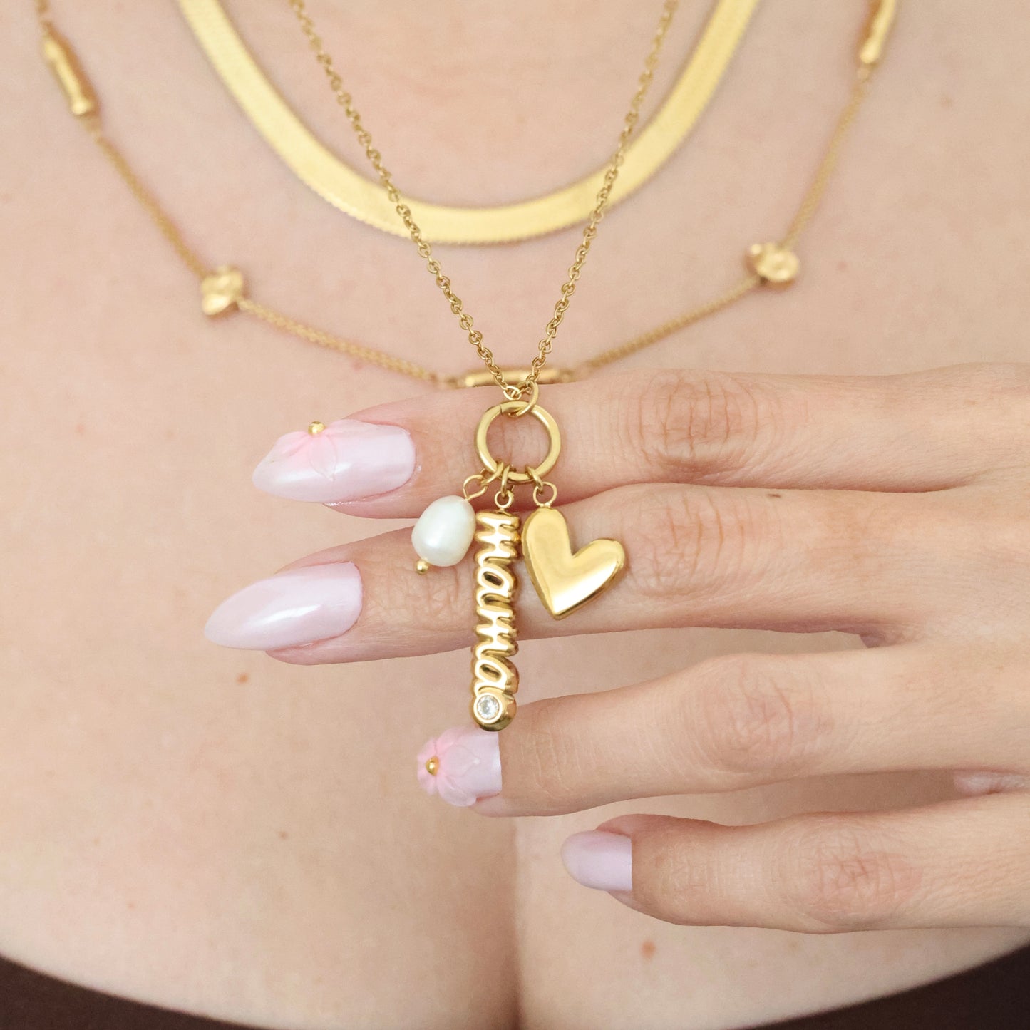 Mamá Pearl and Heart Necklace💧