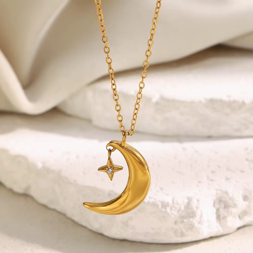 Moon and Sparkle Necklace💧