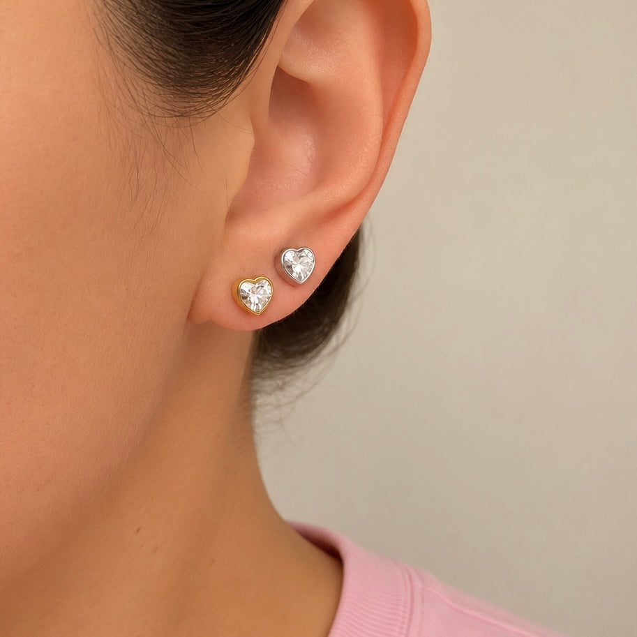 Mini Heart Studs Gold💧
