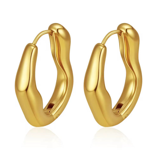Naya Wavy Hoops Gold💧