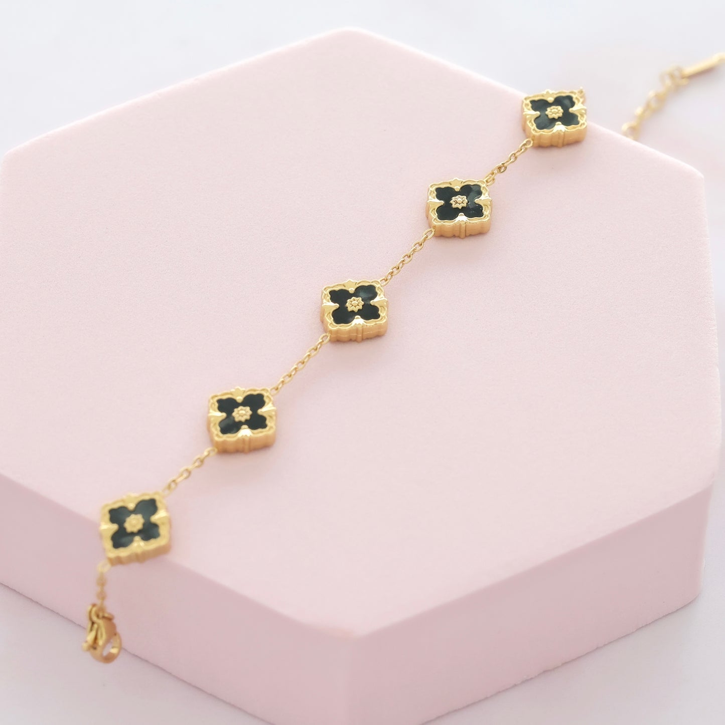 Lyra Bracelet Black💧