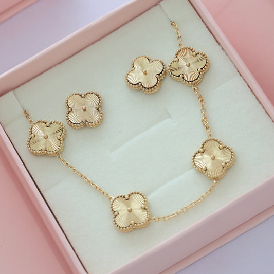 Gold Clover Set💧