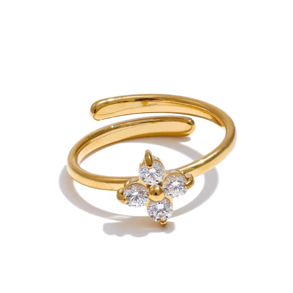 Dainty Flower Ring Gold💧